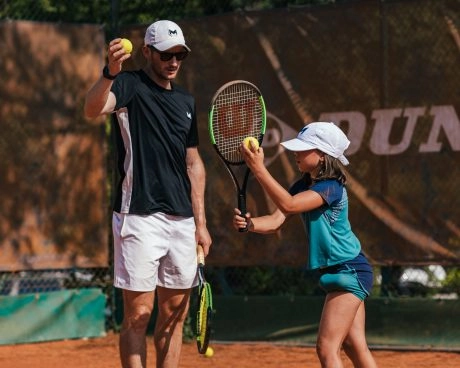 coaching de tennis pour les enfants débutants