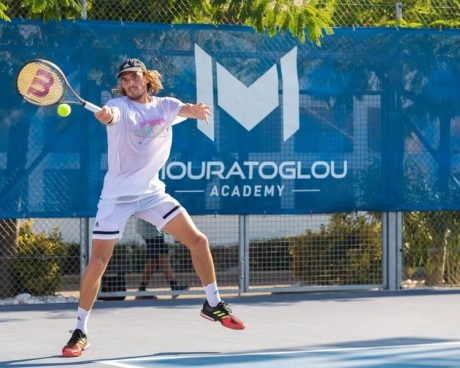 stefanos tsitsipas mouratoglou