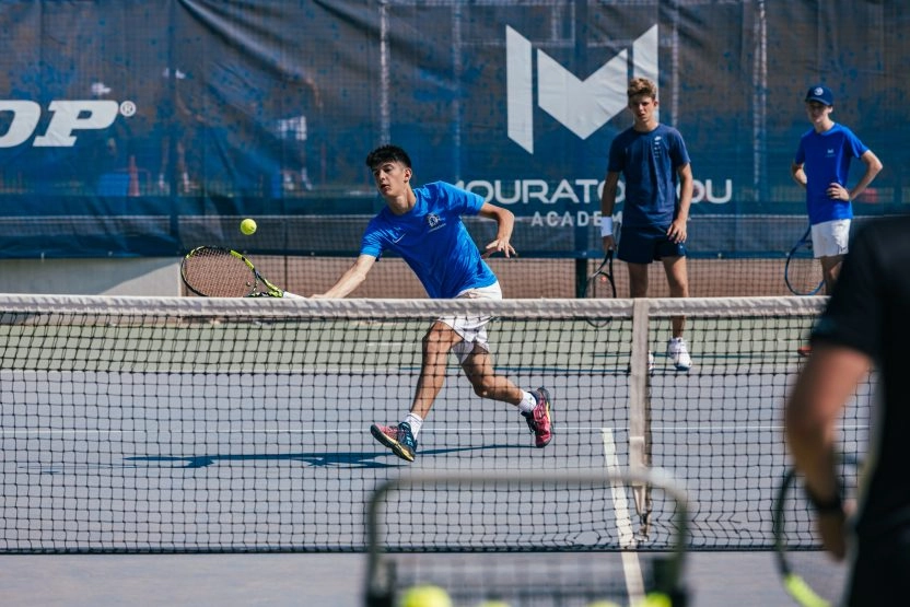 stage tennis ado entrainement intensif