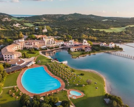 cala-di-volpe-aerial-view