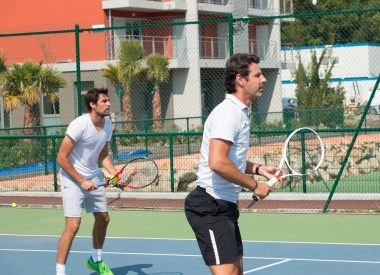 Chardy et Mouratoglou en double