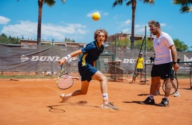 stage tennis ado journées complètes