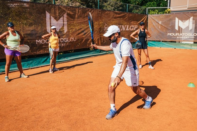 coaching tennis adulte débutant mouratoglou