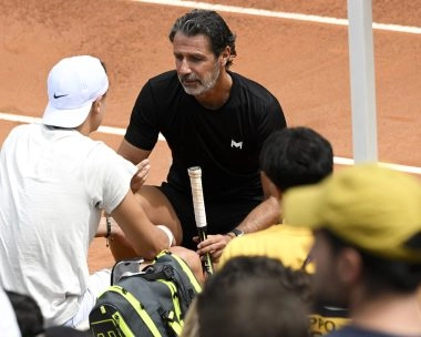 Patrick Mouratoglou and Holger Rune