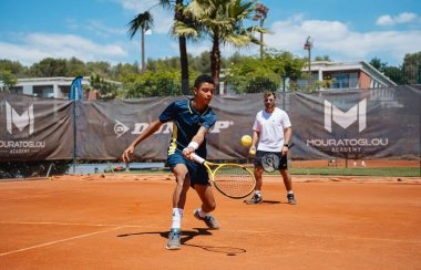 stage tennis jeune bon niveau