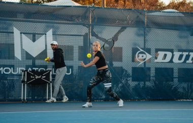 coach night session tennis mouratoglou