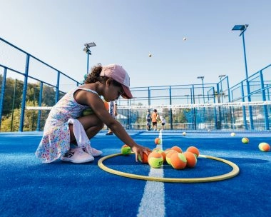 Enfant - balles mini-tennis