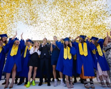 remise des diplomes école internationale mouratoglou cote d'azur holger rune simona halep